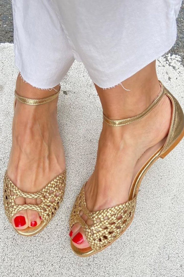 Hazel™ | Elegant Woven Gold Sandals