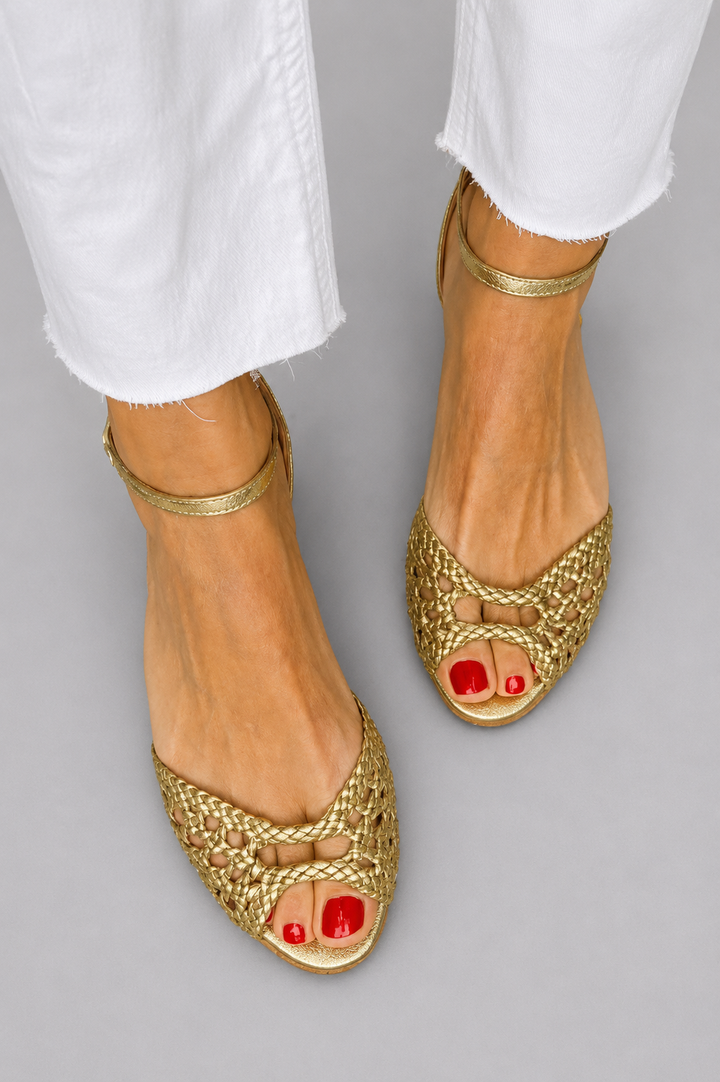 Hazel™ | Elegant Woven Gold Sandals
