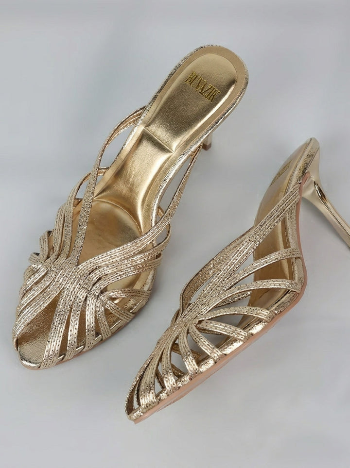 Moira™ | Stylish Strappy Sandals