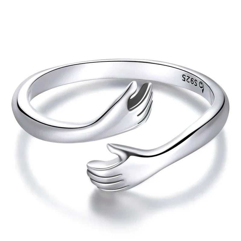 Maureen™ | Hug Hands Minimalist Ring