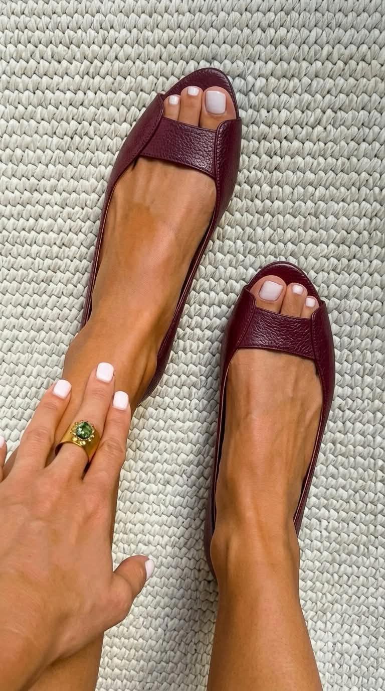 Geraldine™ | Chic Comfort Gold Sandals