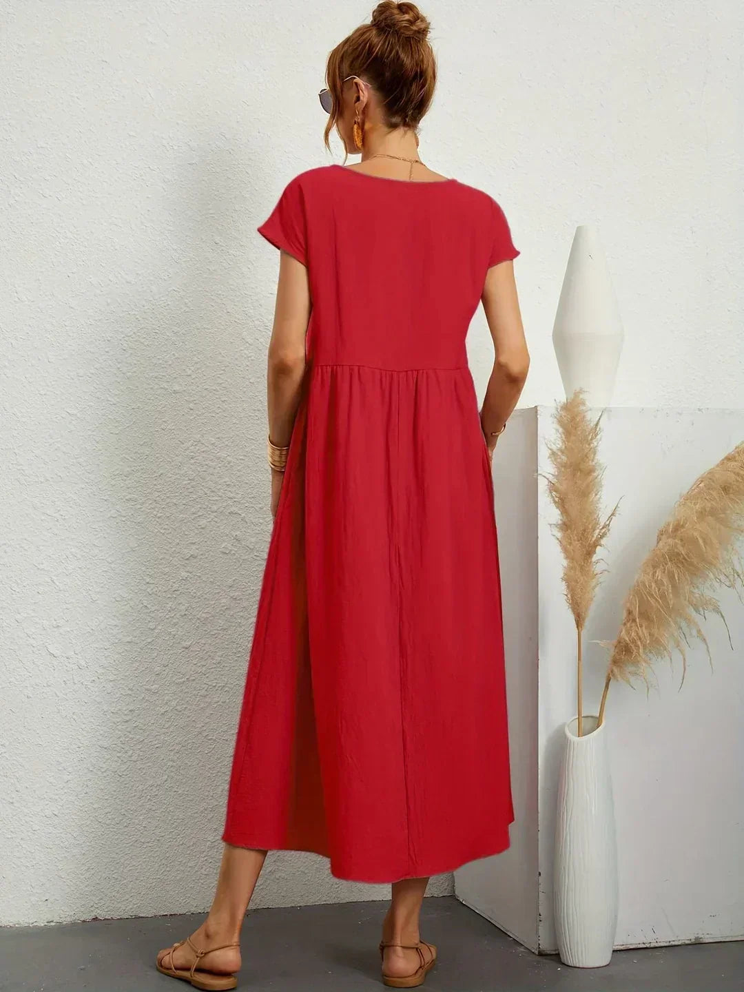 Sally™ | Flowing Midi Dress with Timeless Elegance