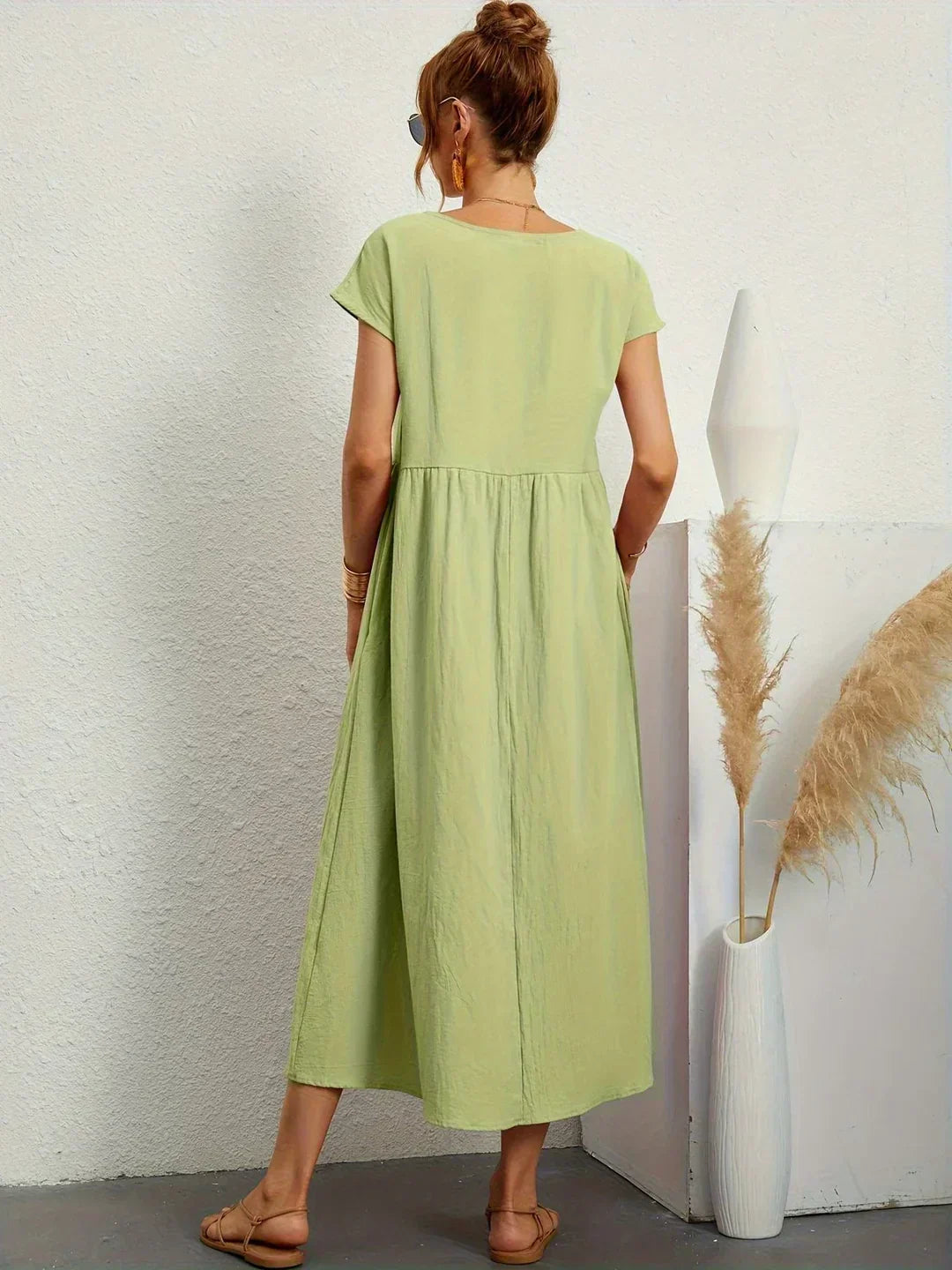 Sally™ | Flowing Midi Dress with Timeless Elegance