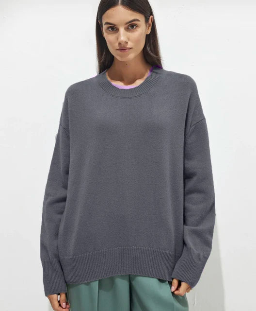 Sheila™ | Classic Crewneck Cashmere Sweater